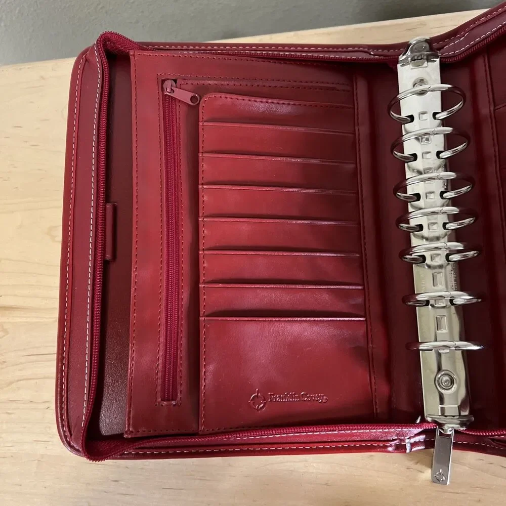 Franklin Covey Red Leather Zip Closure Red Vintage Planner Stationary